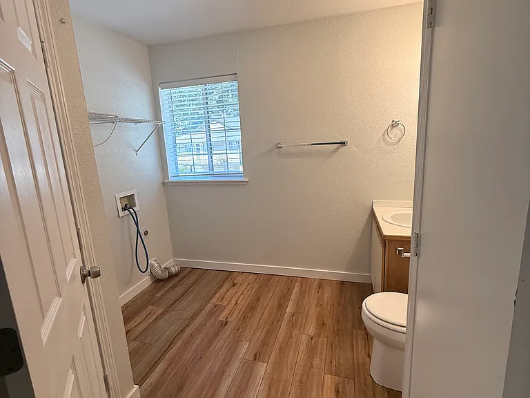 5706 183rd Ave E #3 — Photo 10