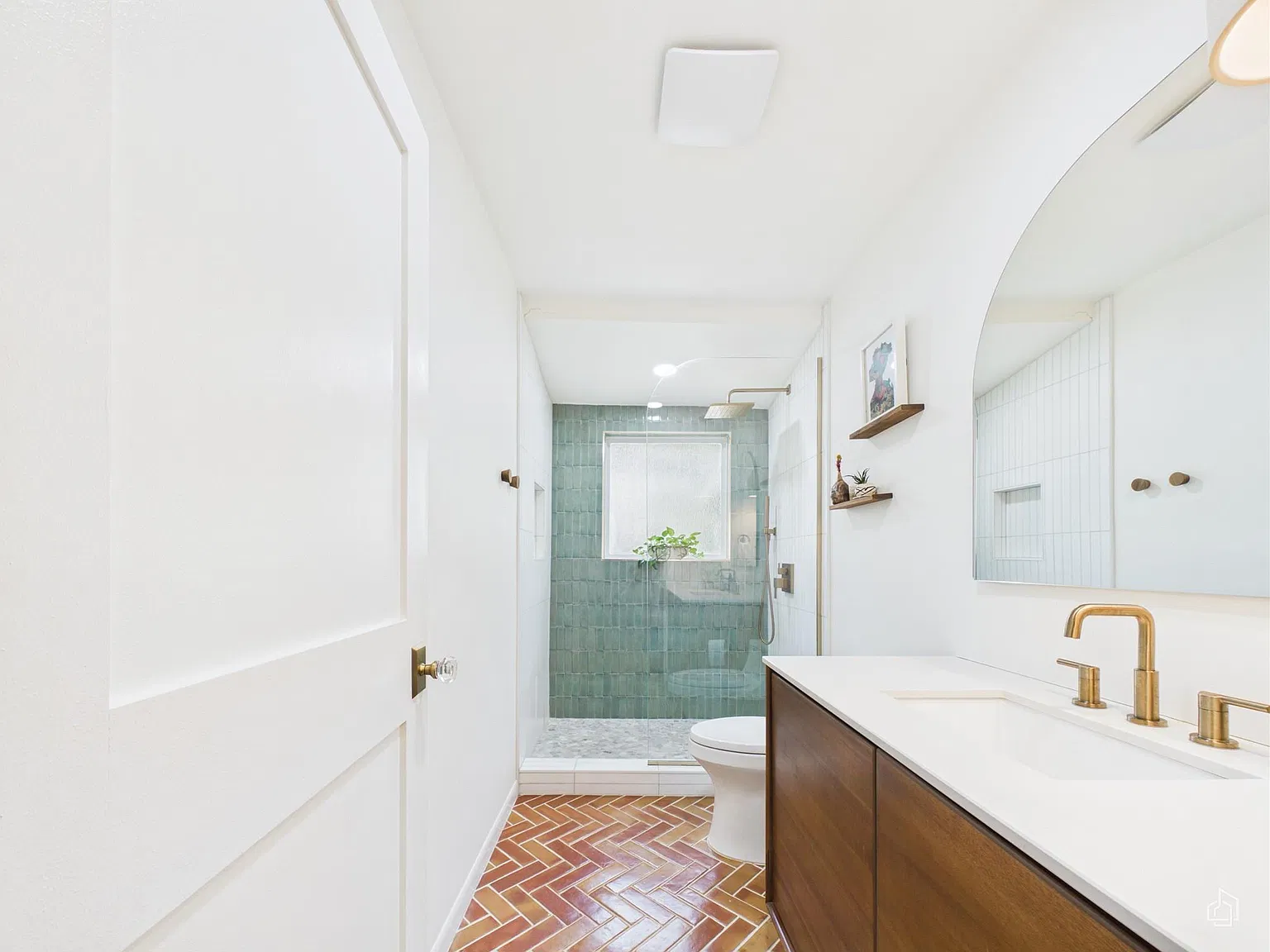 3 bed, 1.0 bath, 960 sqft, $1,895 — Photo 4
