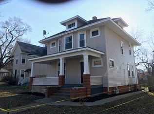 1256 E Maple St, Kankakee, IL 60901