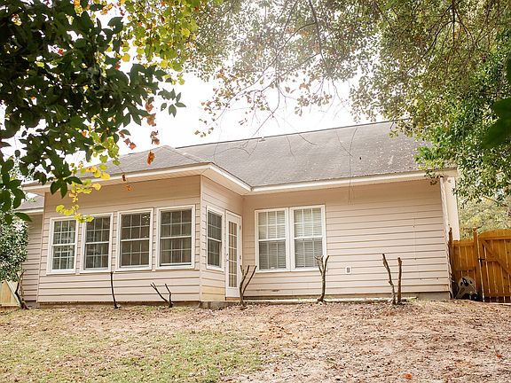 3rd image of 8550 Charrington Forest Blvd