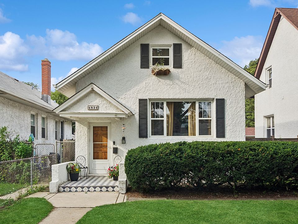 1st image of 4834 W Cullom Ave