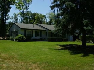 25 Errol Rd, Brockton, MA 02302