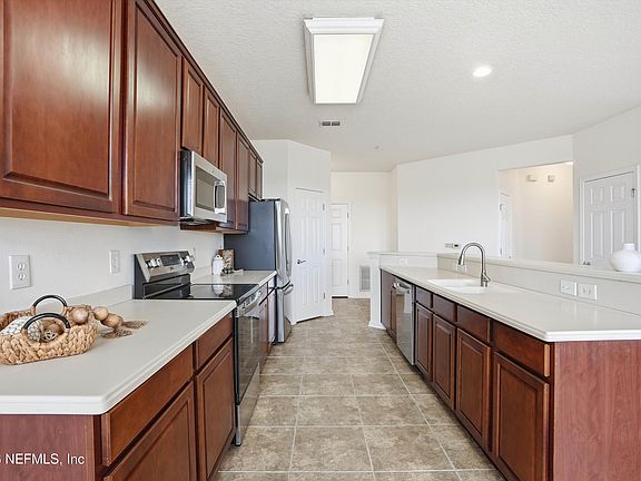 2nd image of 11251 CAMPFIELD Drive #4406