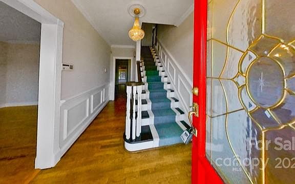 4th image of 133 Baymount Dr