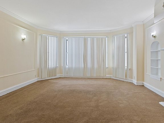 3rd image of 8112 S Kingston Ave #3S
