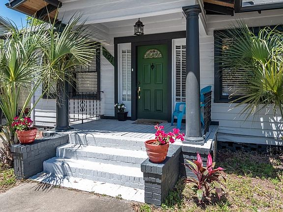 2nd image of 301 W Hilda St