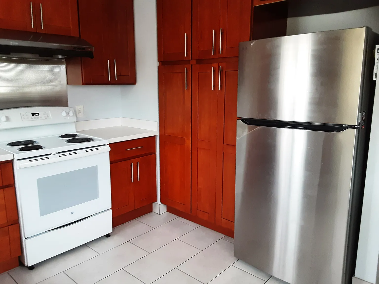 2 bed, 680 sqft, $2,700 — Photo 4