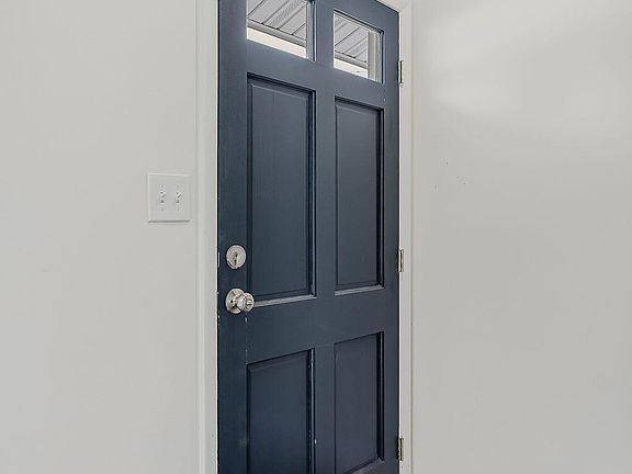 5th image of 5159 Melmax St