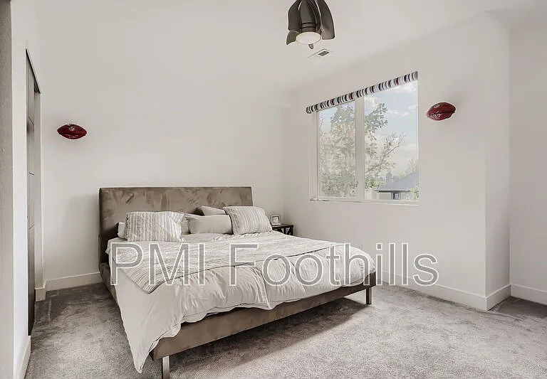 2740 Hazel Ct — Photo 15