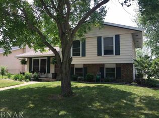 313 Victoria Dr, Normal, IL 61761