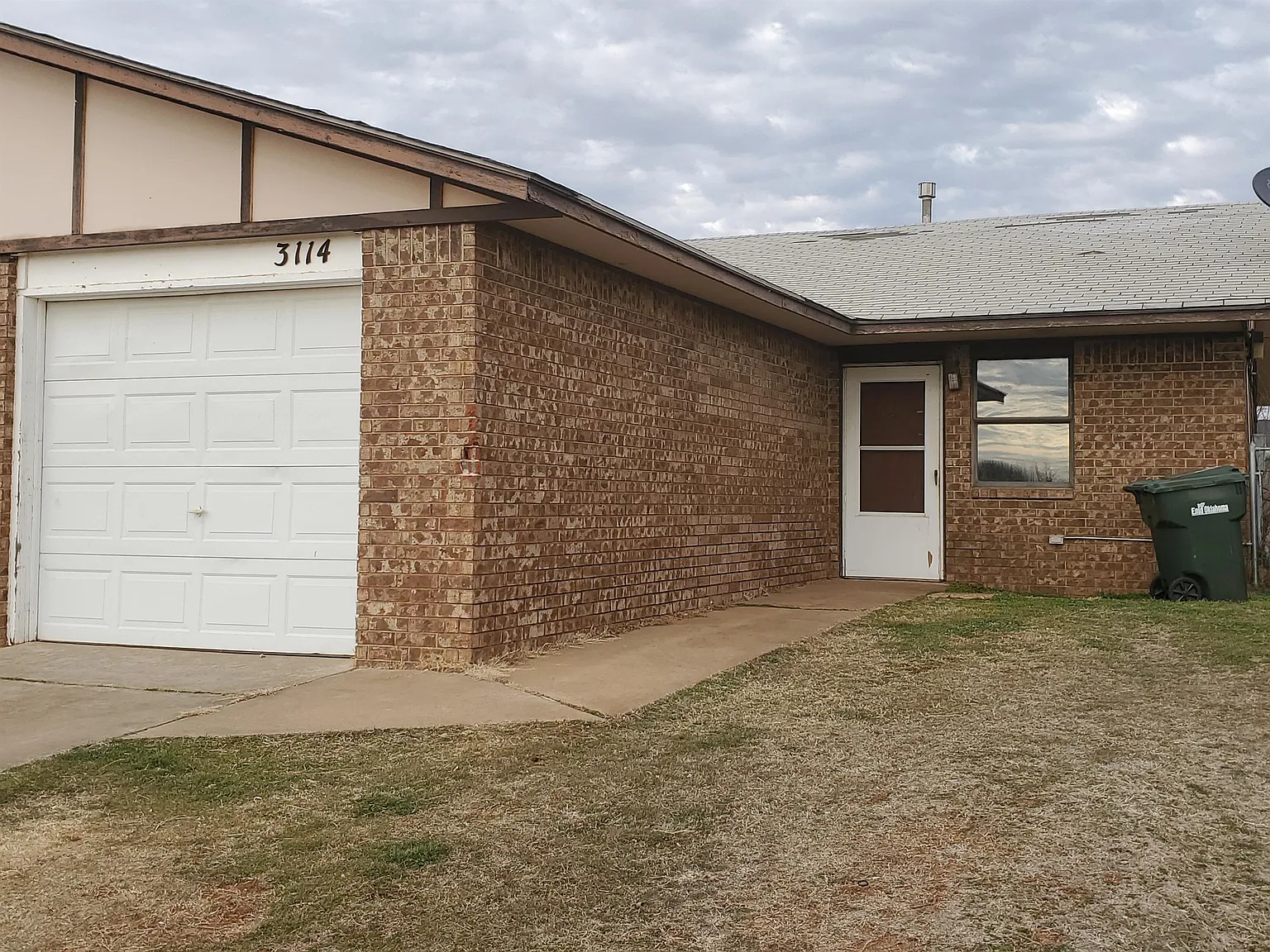 3114 Forestridge - 1 — Photo 1