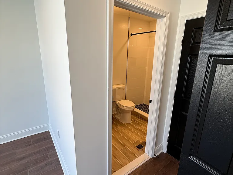 2609 E Monument St — Photo 15
