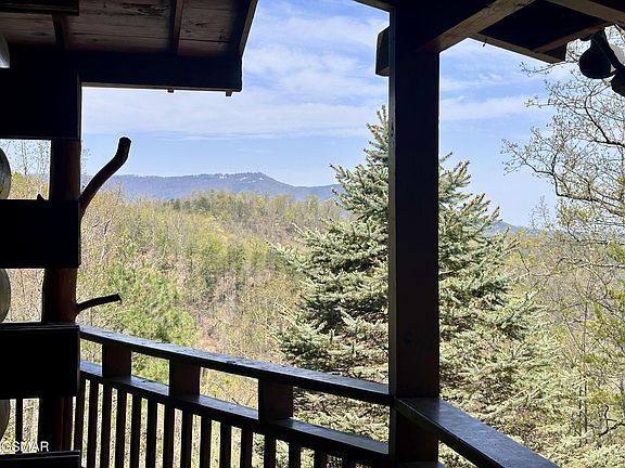 5th image of 2149 Cascades Ct