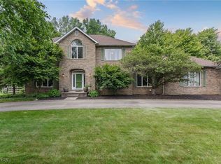 7647 Herrick Park Dr, Hudson, OH