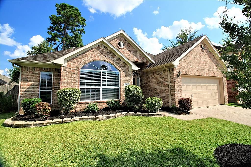 2047 Lulach Ln Conroe TX 77301 Zillow