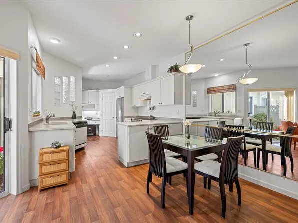 126 Ocean Walk Dr, Nanaimo, BC V9V 1N2