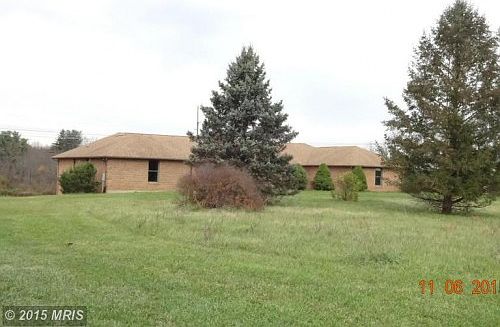 1st image of 810 Duchess Dr
