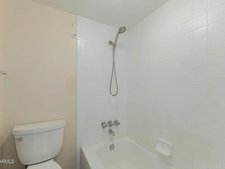 7141 N 16th St #234 — Photo 15