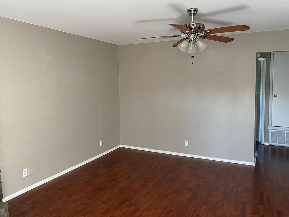1st image of 10212 Brownie Dr APT D