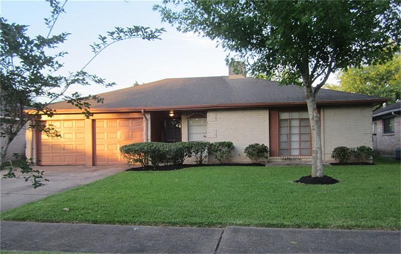 1st image of 15323 Timberlea Dr