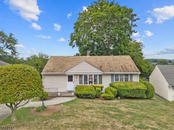 119 Oak Ridge Rd, Clifton City, NJ 07013