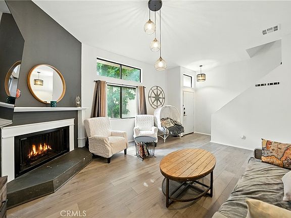 5th image of 14937 Sherman Way APT 7