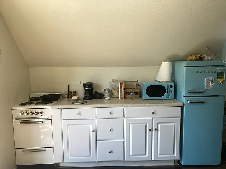 612 E Magnolia St #201 — Photo 4