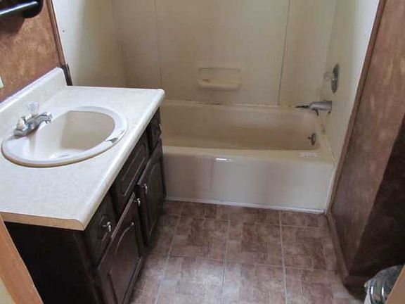 2nd image of 723 S Westcott St