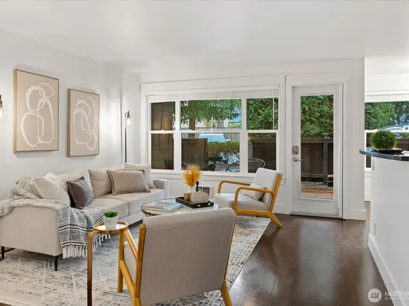 22910 90th Avenue W #D206, Edmonds, WA 98026