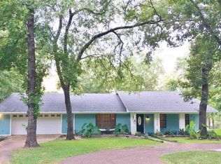 10138 E Lakeshore Dr, Tyler, TX 75709
