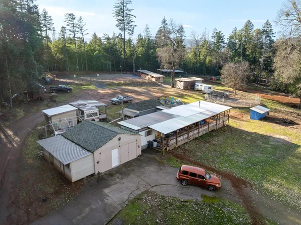 2686 Riverbanks Rd, Grants Pass, OR 97527