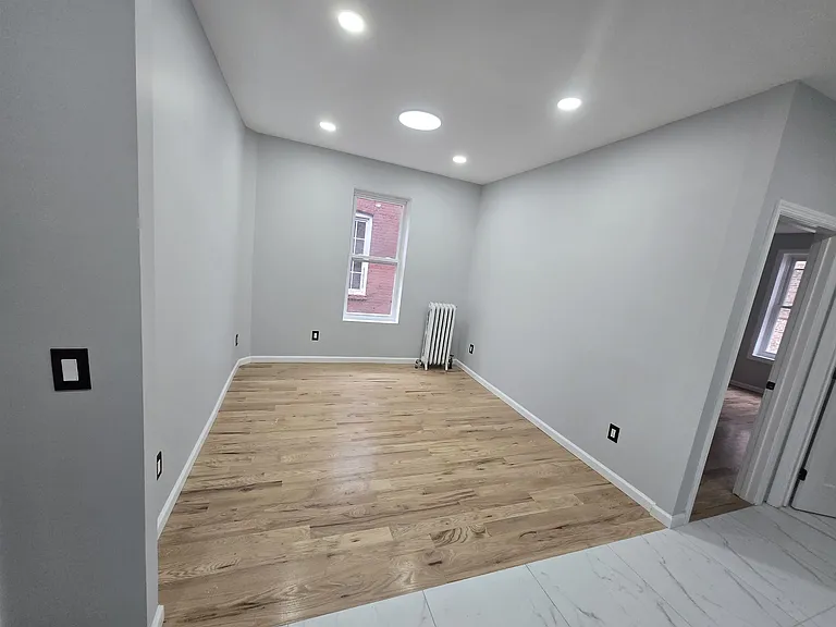 236 Fulton Ave — Photo 11