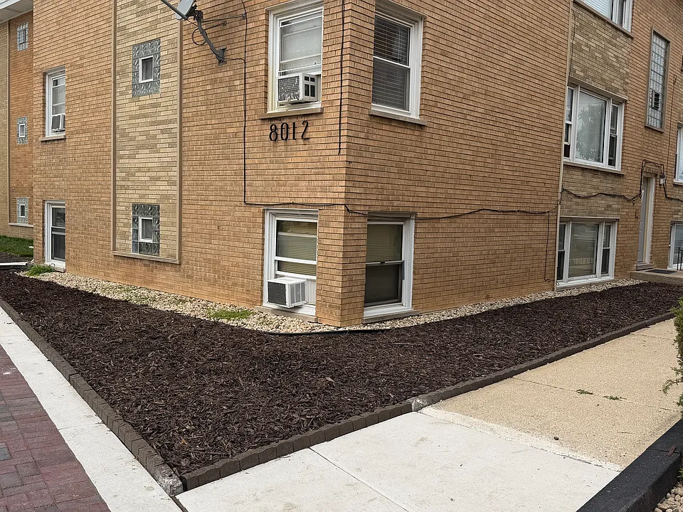 8012 W Grand Ave #3