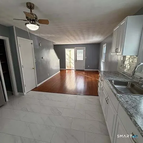 290 Priscilla St Photo 1
