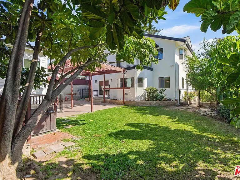 1301 Angelus Ave — Photo 33