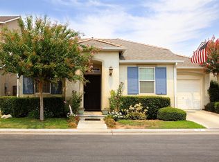 57 W Tivoli Ln, Clovis, CA
