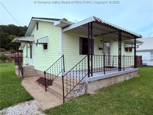 230 2nd Ave, Ripley, WV 25271