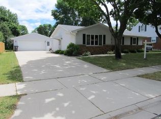 1110 Cypress St, Little Chute, WI 54140