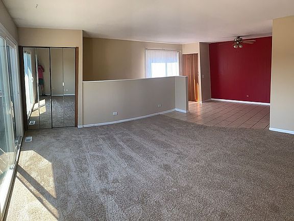 New carpet throughout condo