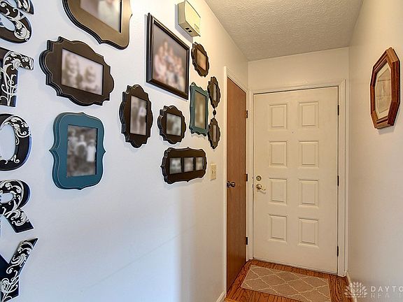 3rd image of 5527 Cobblegate Dr