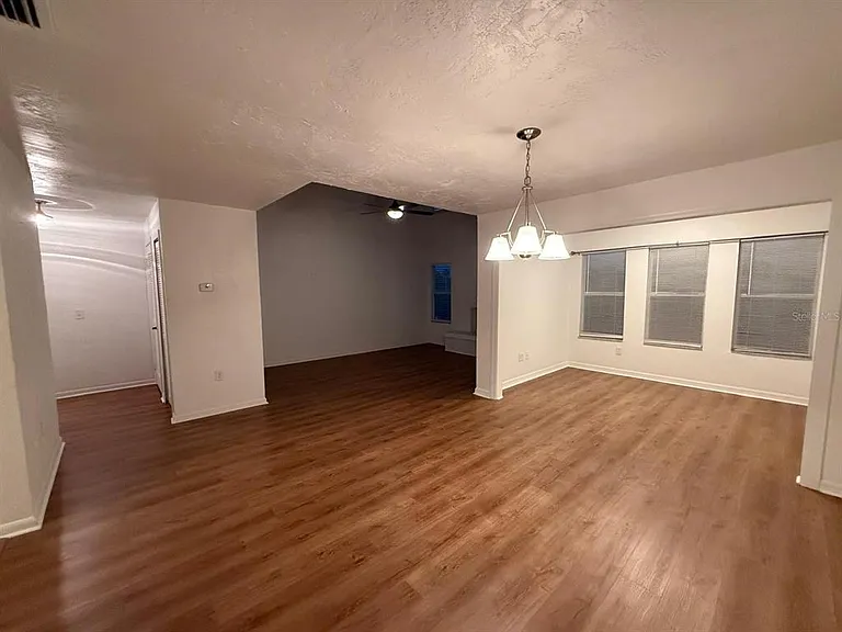 21204 Sandalwood Dr #21204 — Photo 13