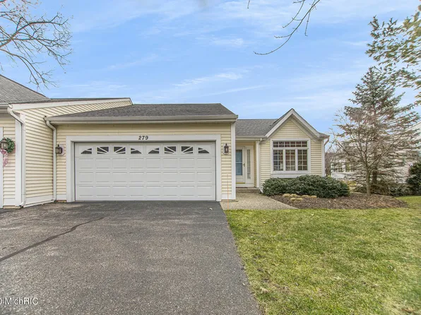 279 Winter Oak W, Holland, MI 49424