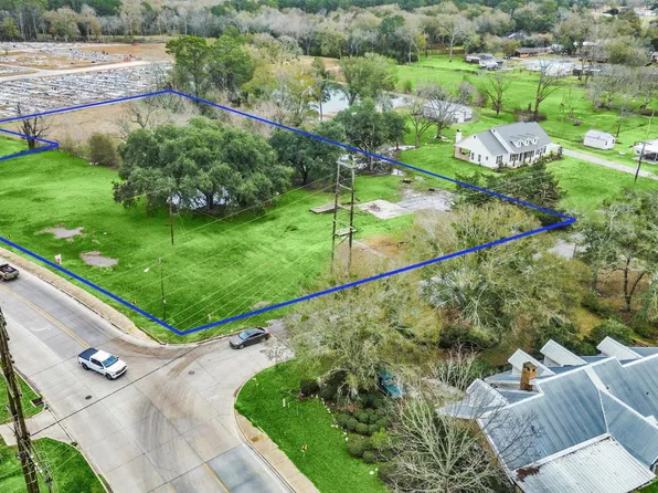 903 Evangeline Rd, Jennings, LA 70546