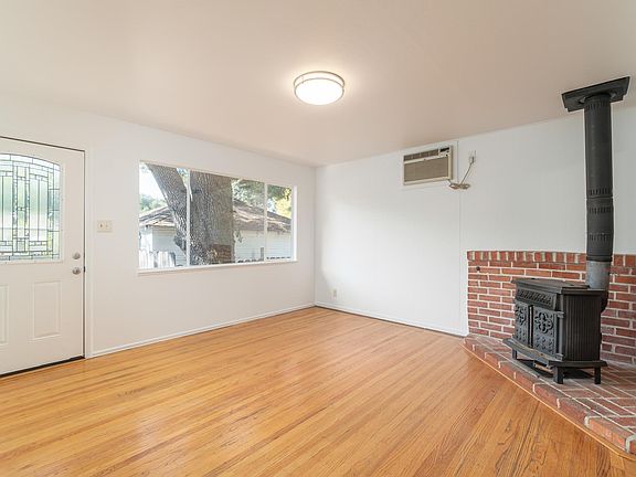 5th image of 162 Meernaa Ave