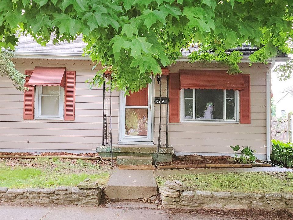 1st image of 804 Woodland Dr