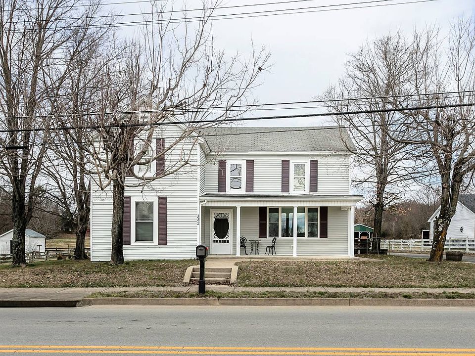1st image of 352 Center St