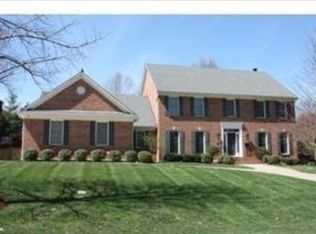 6600 Willow Ln, Mission Hills, KS 66208