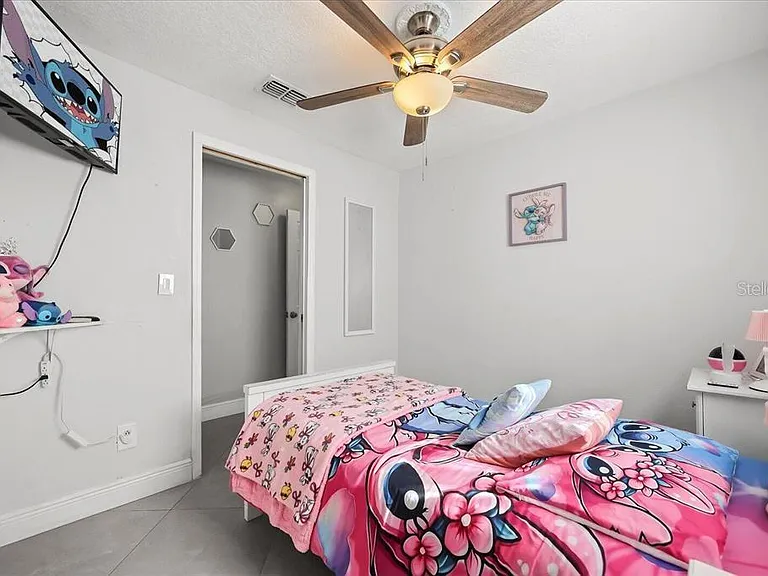 4024 Anthony Ln — Photo 15