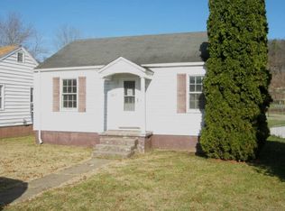 2009 N 4th St, Ironton, OH 45638