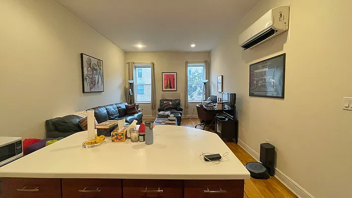 Rented by Strivers Management Group Corp (Brokerage) | media 20